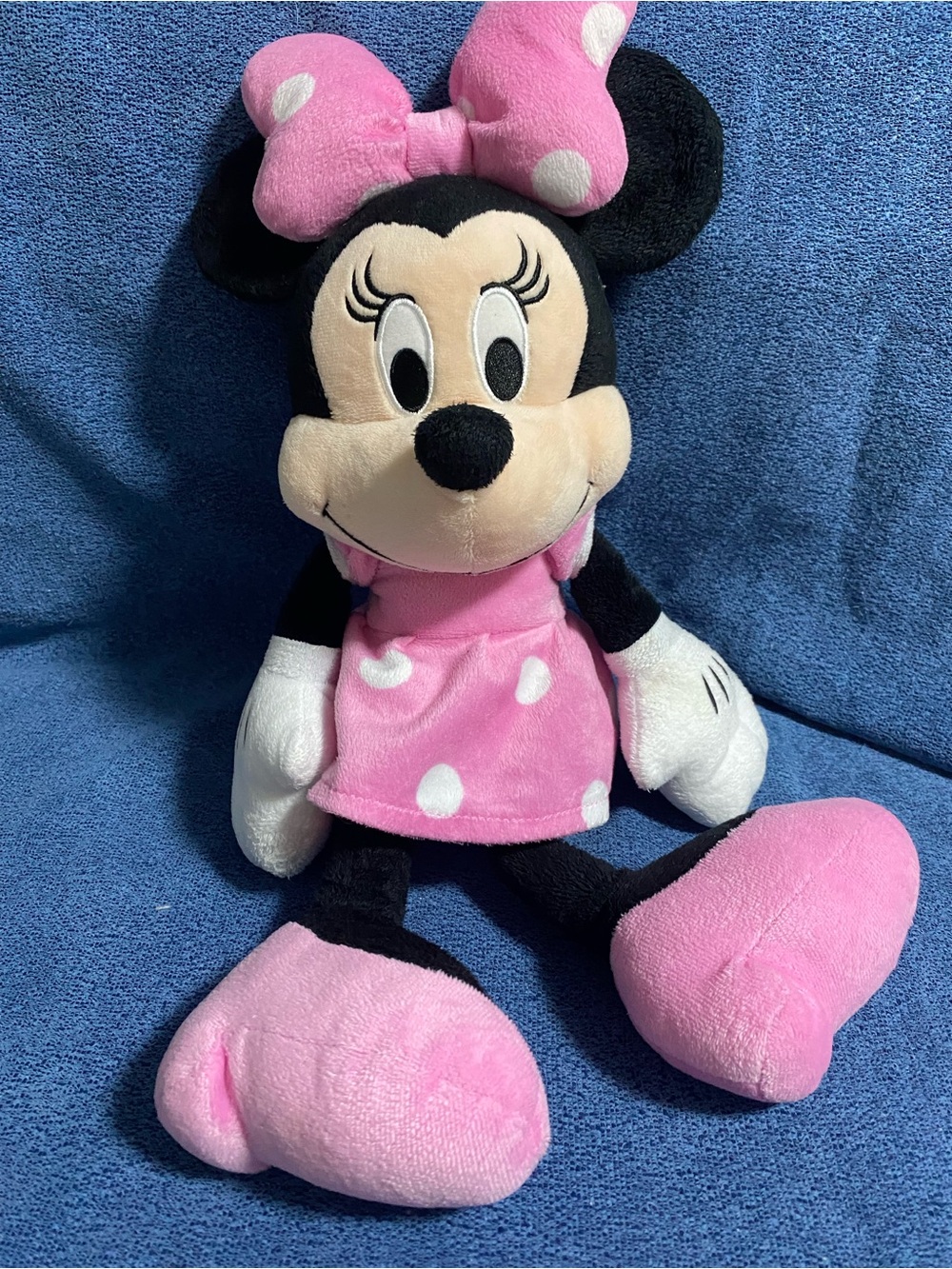 BUNDLE 5 for $25

Disney Minnie Mouse Plush – Pink Dress & Polka Dot Bow